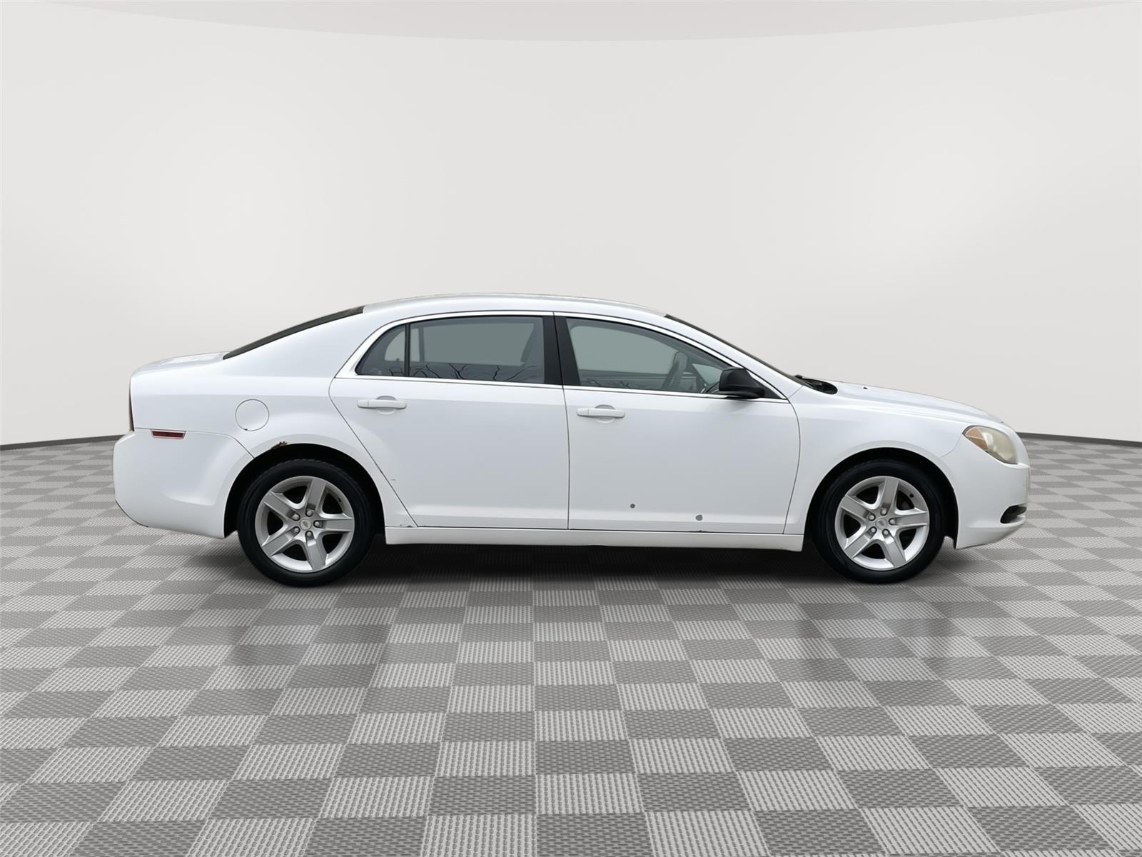 Used 2010 Chevrolet Malibu for sale in Lincoln NE