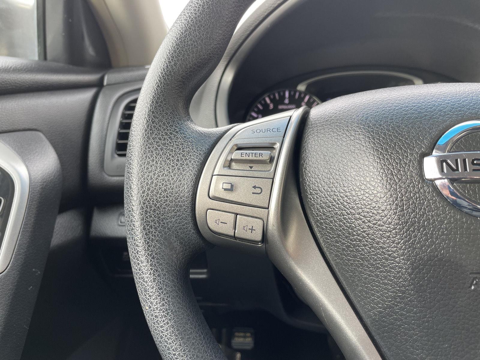 Used 2013 Nissan Altima for sale in Lincoln NE