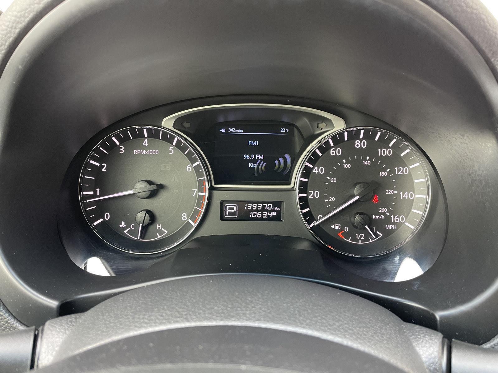 Used 2013 Nissan Altima for sale in Lincoln NE