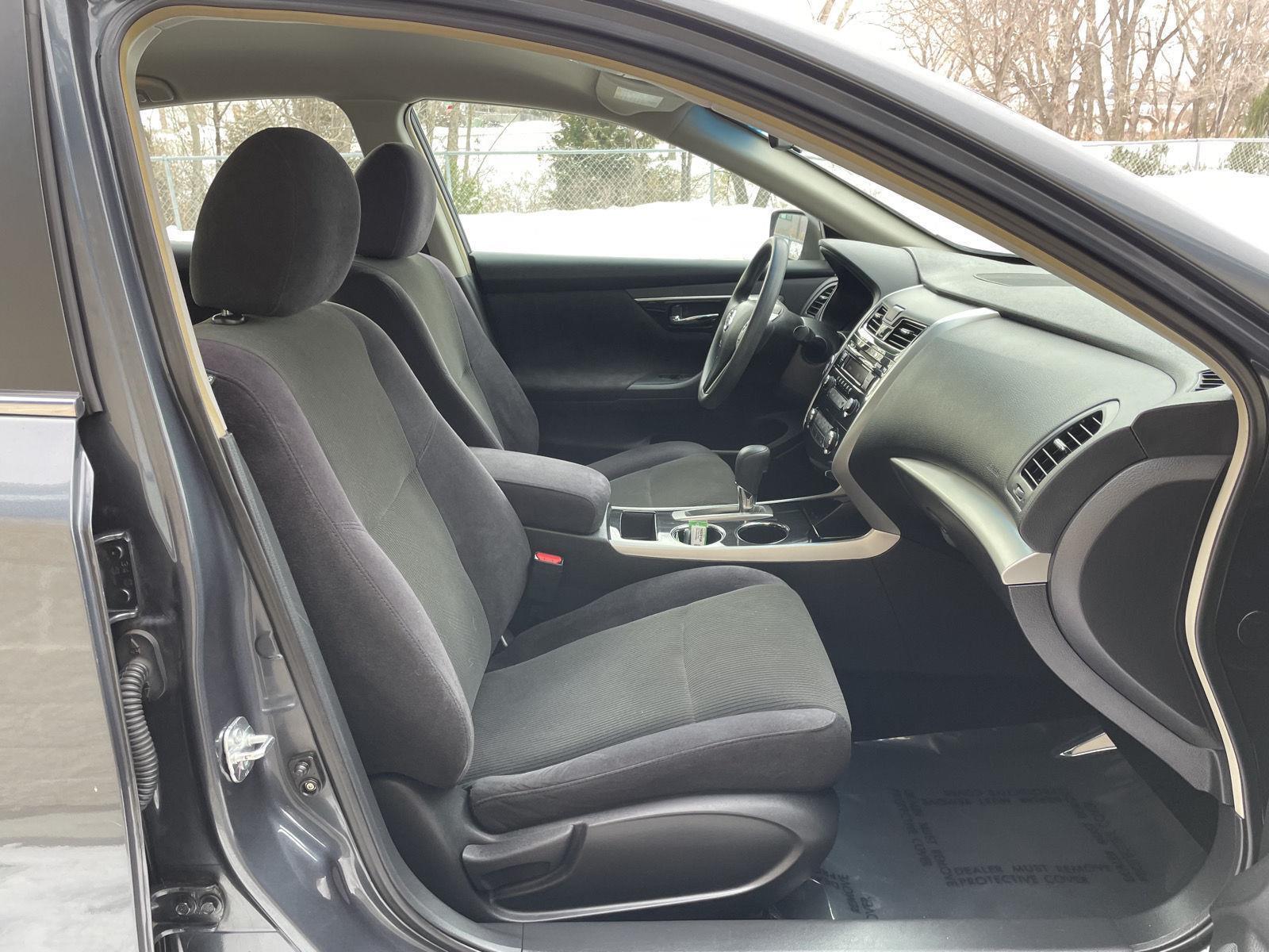 Used 2013 Nissan Altima for sale in Lincoln NE