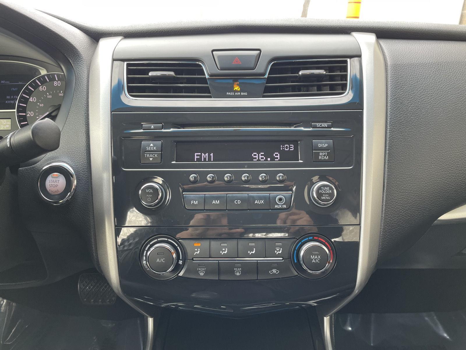 Used 2013 Nissan Altima for sale in Lincoln NE