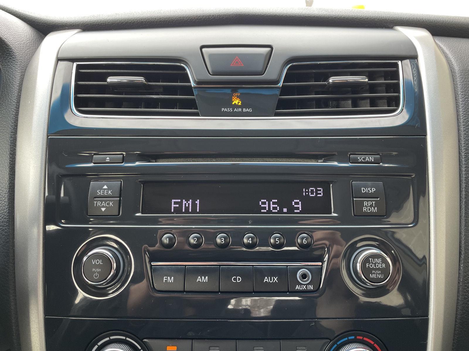 Used 2013 Nissan Altima for sale in Lincoln NE