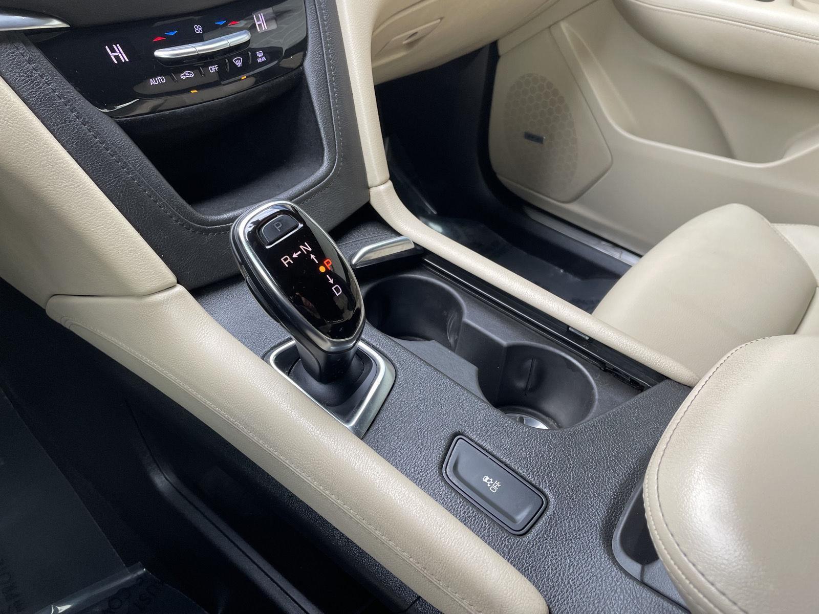 Used 2017 Cadillac XT5 for sale in Lincoln NE