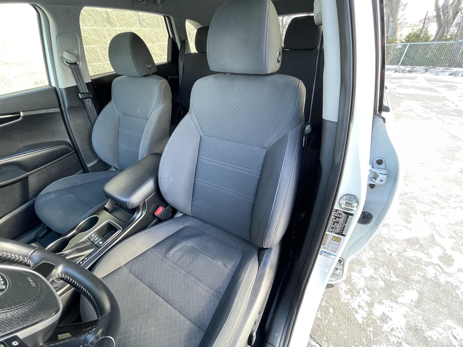 Used 2020 Kia Sorento S V6 SUV/Crossover for sale in Lincoln NE