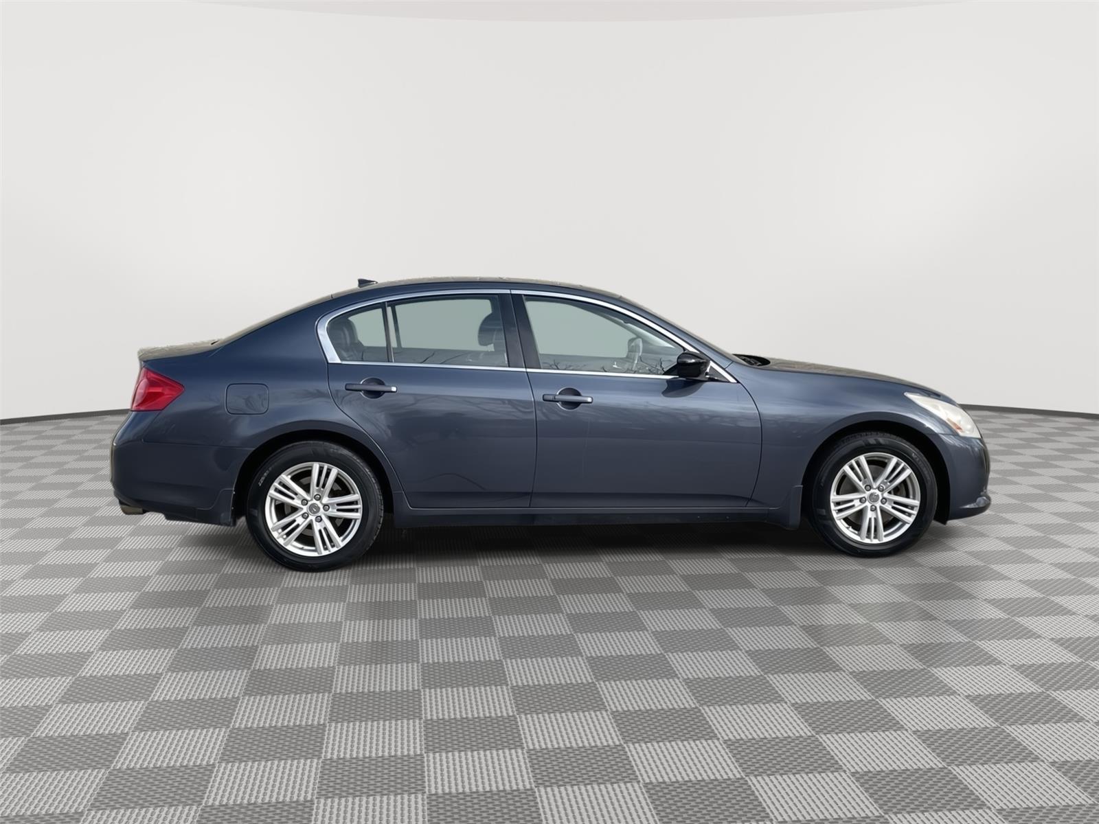 Used 2012 Infiniti G25 for sale in Lincoln NE