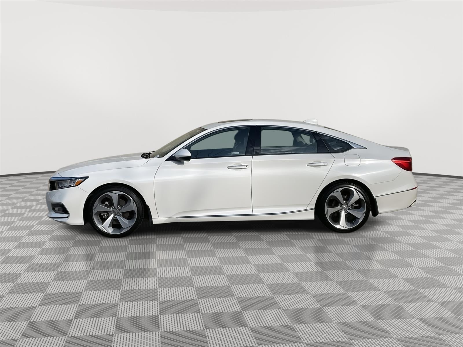 Used 2018 Honda Accord Sedan for sale in Lincoln NE