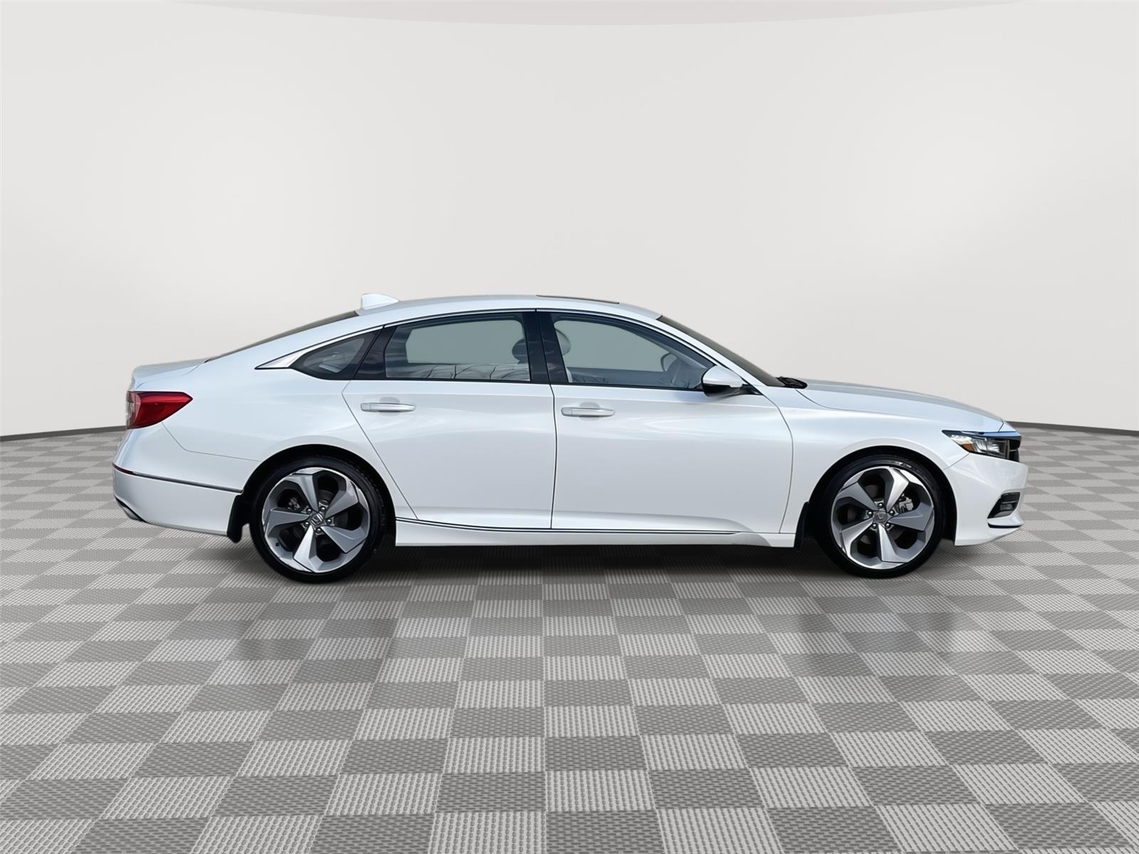 Used 2018 Honda Accord Sedan for sale in Lincoln NE