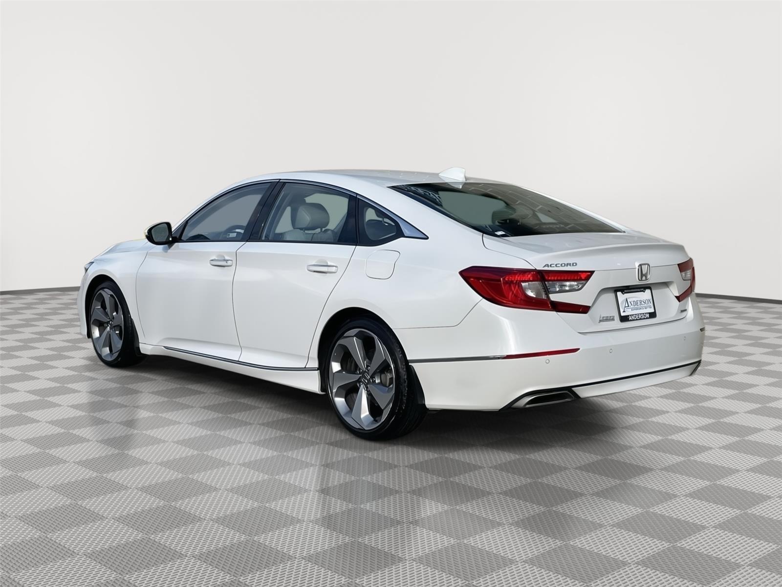 Used 2018 Honda Accord Sedan for sale in Lincoln NE