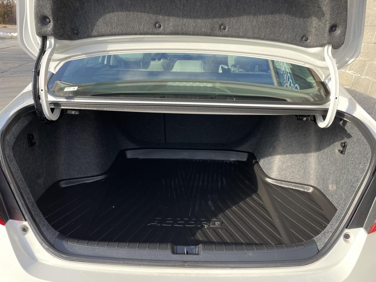 Used 2018 Honda Accord Sedan for sale in Lincoln NE