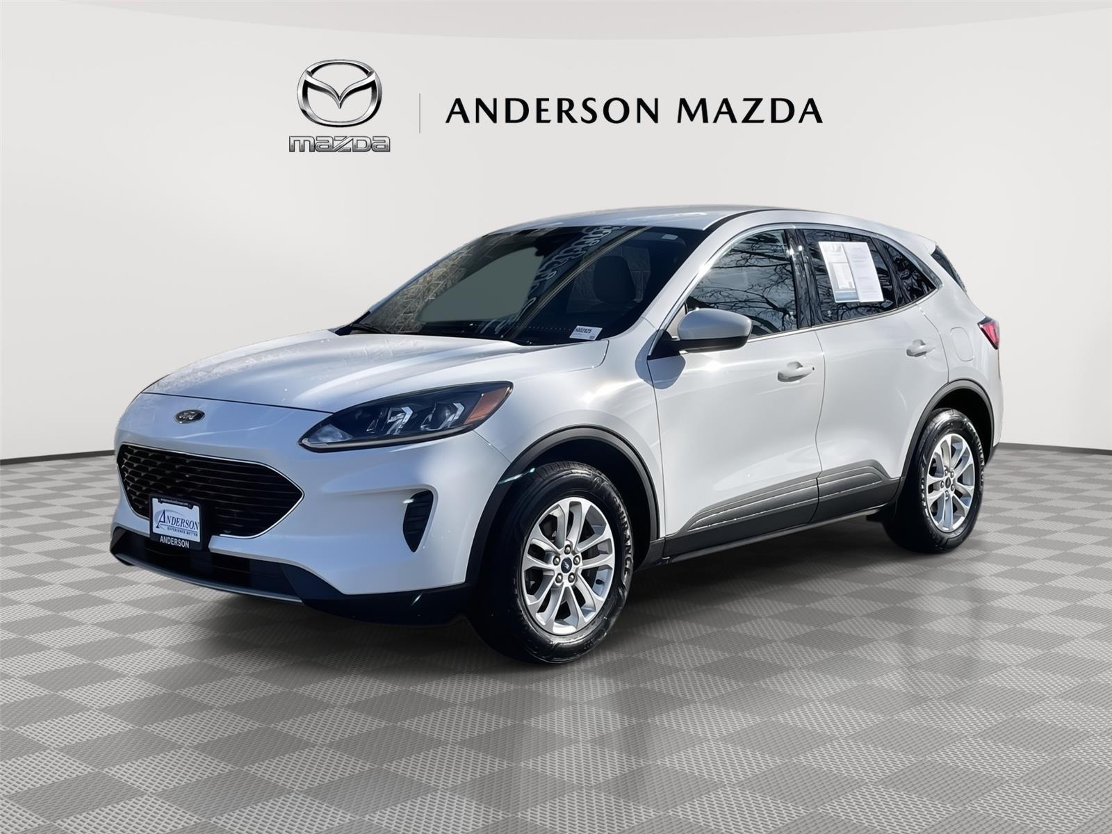 Used 2020 Ford Escape for sale in Lincoln NE