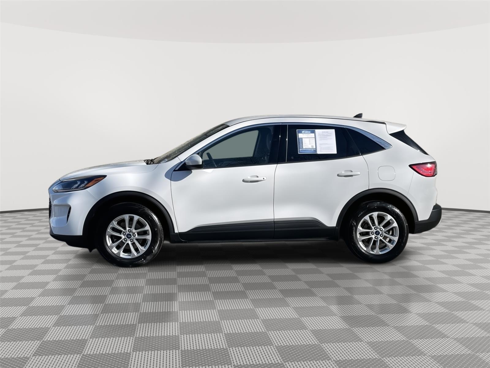 Used 2020 Ford Escape for sale in Lincoln NE