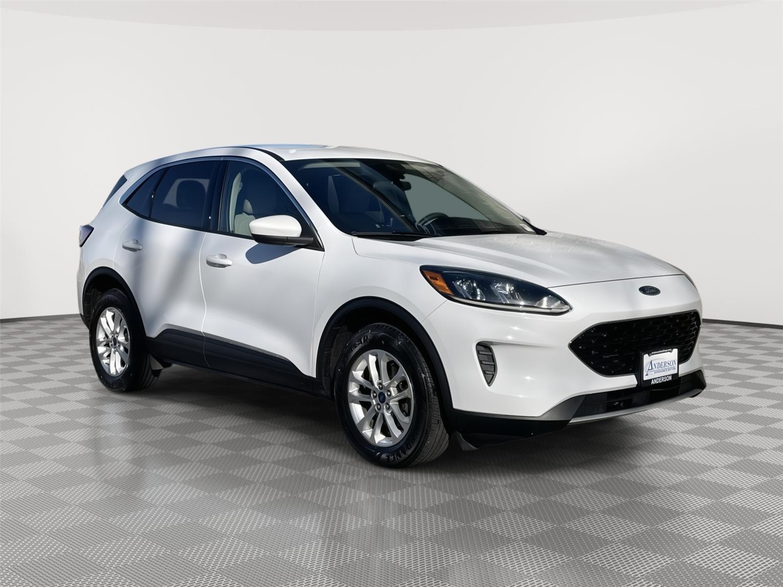 Used 2020 Ford Escape for sale in Lincoln NE