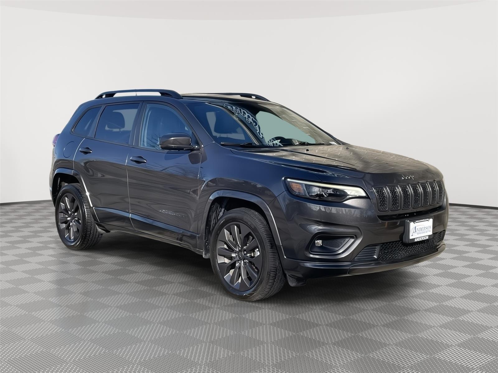 Pre-Owned 2019 Jeep Cherokee for sale in Lincoln NE