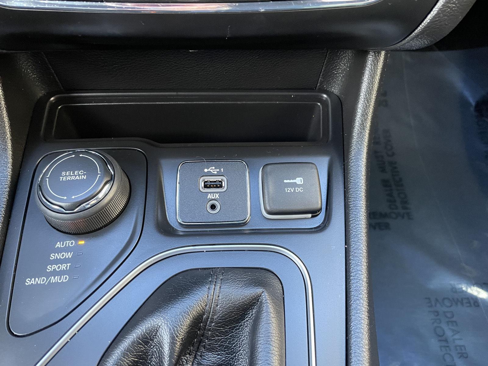 Pre-Owned 2019 Jeep Cherokee for sale in Lincoln NE