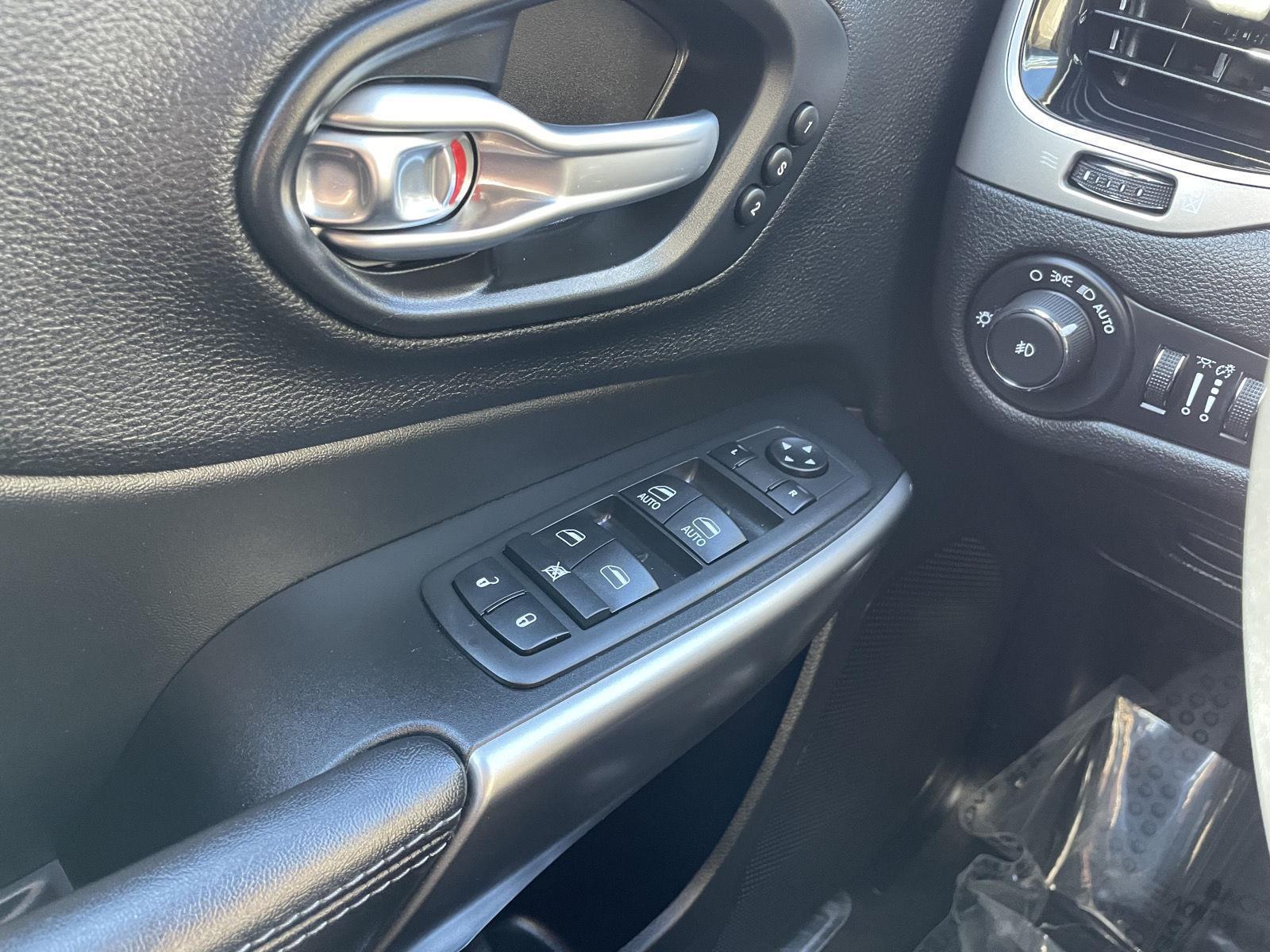 Pre-Owned 2019 Jeep Cherokee for sale in Lincoln NE