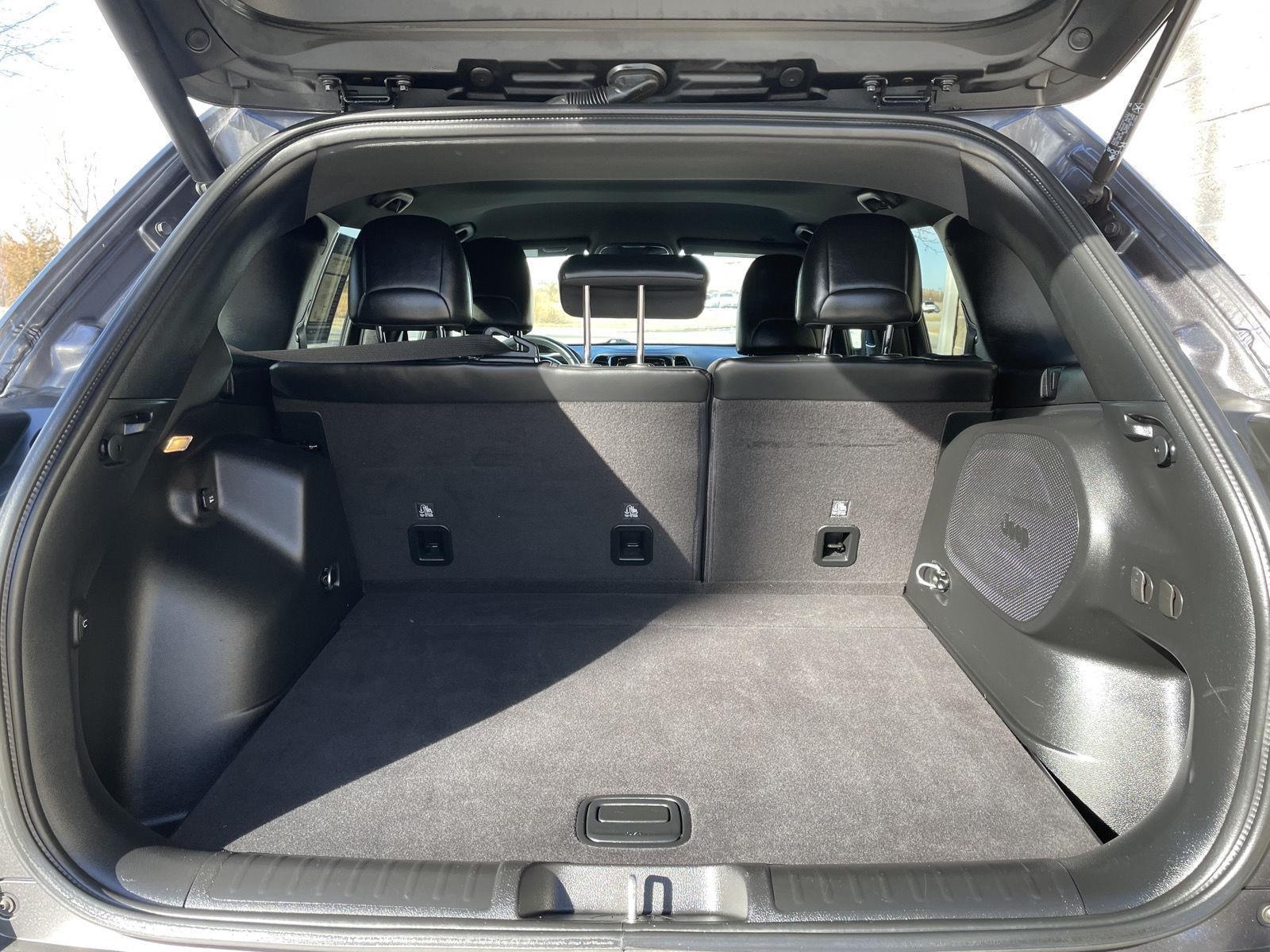 Pre-Owned 2019 Jeep Cherokee for sale in Lincoln NE