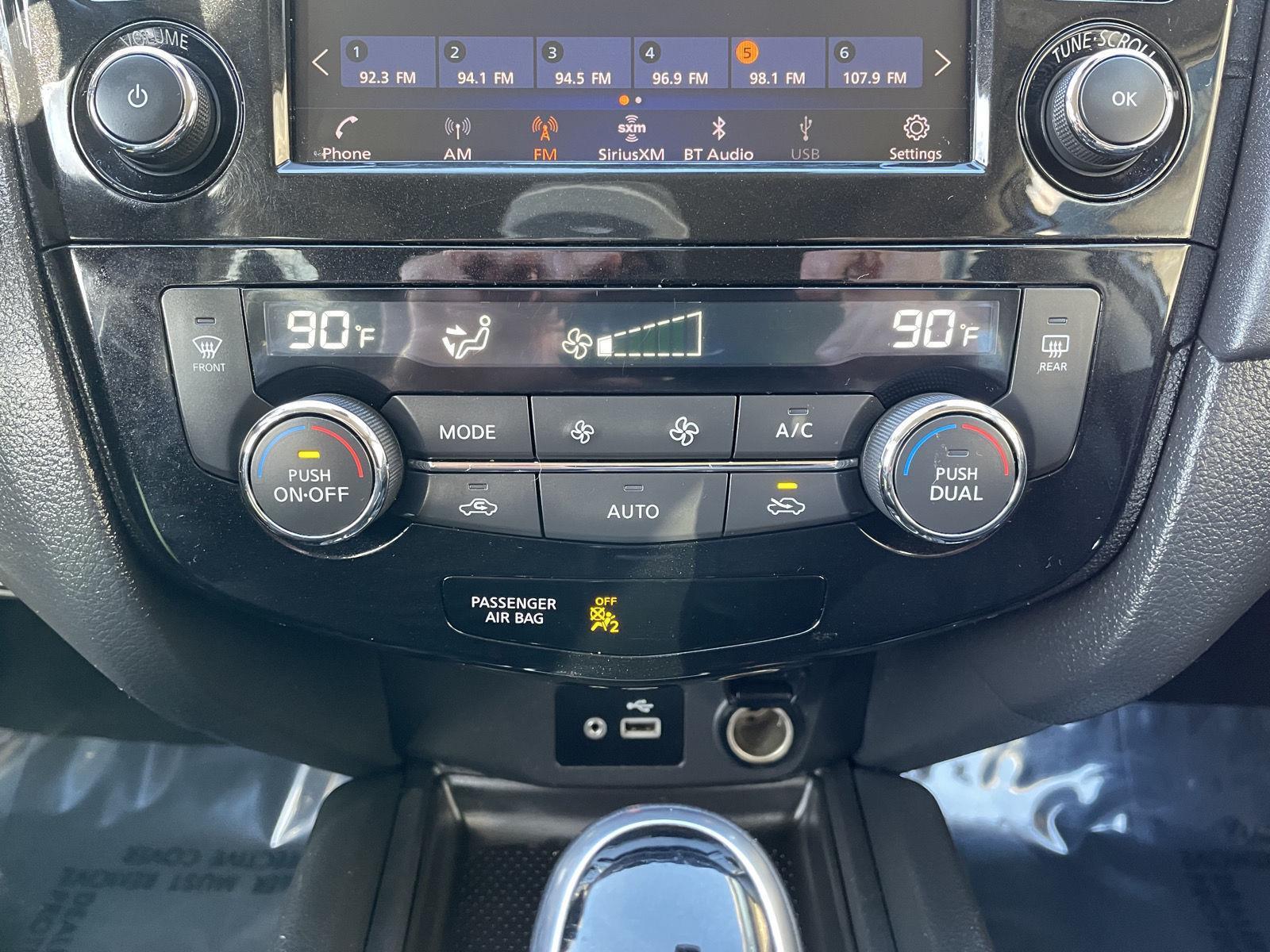 Used 2020 Nissan Rogue for sale in Lincoln NE