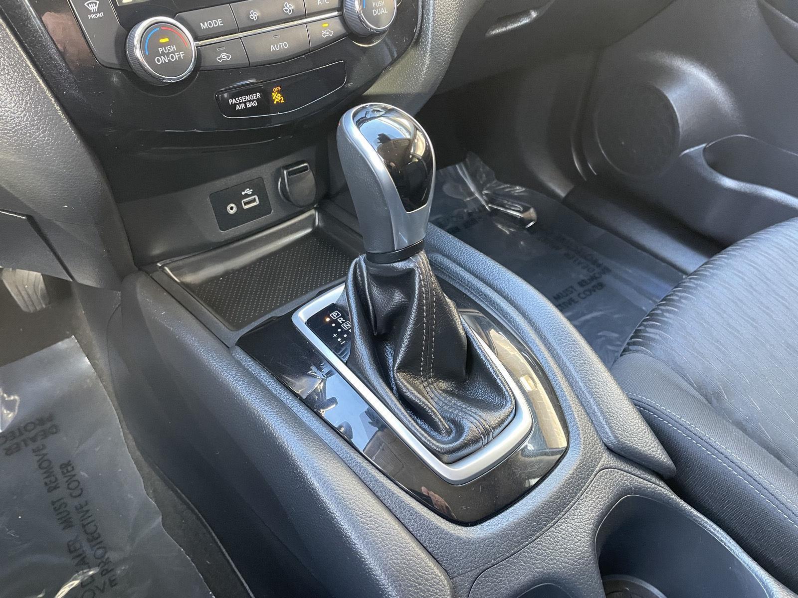 Used 2020 Nissan Rogue for sale in Lincoln NE