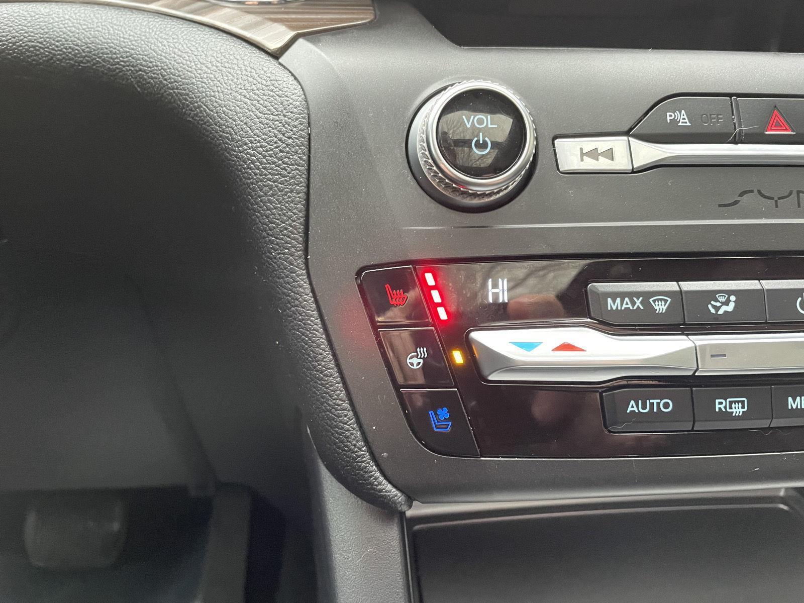 Pre-Owned 2020 Ford Explorer for sale in Lincoln NE