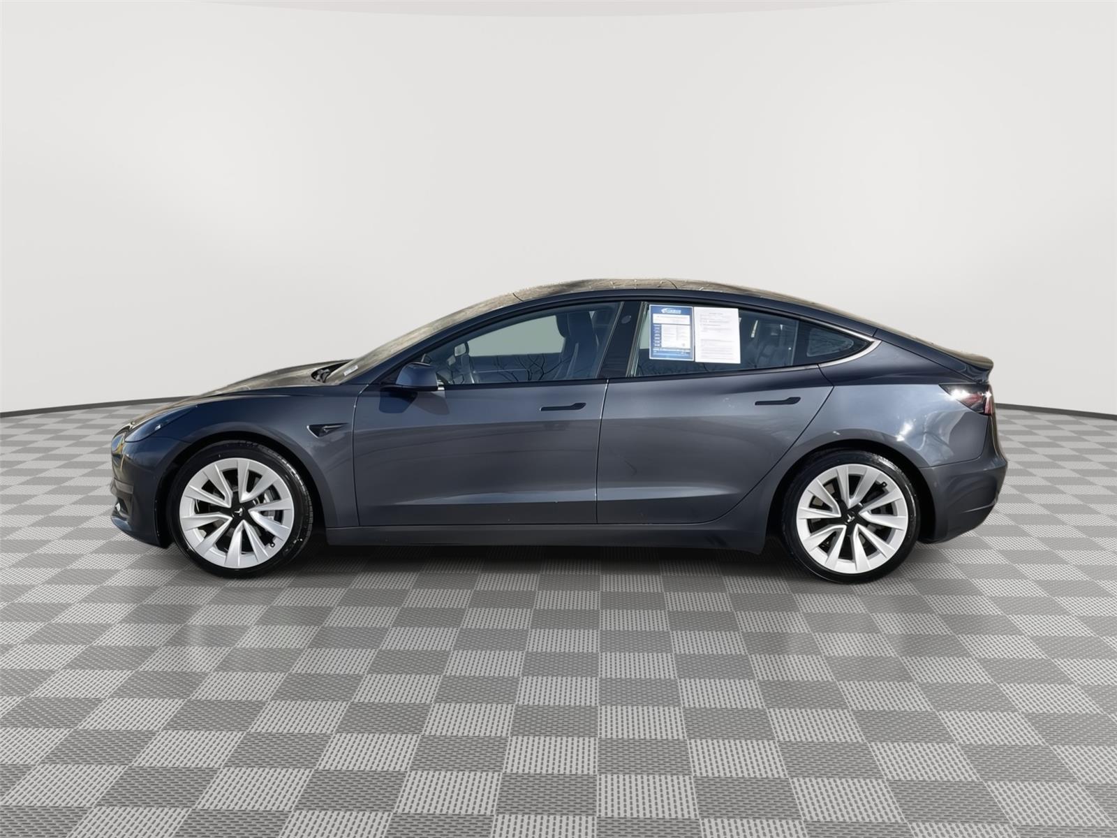Pre-Owned 2021 Tesla Model 3 for sale in Lincoln NE