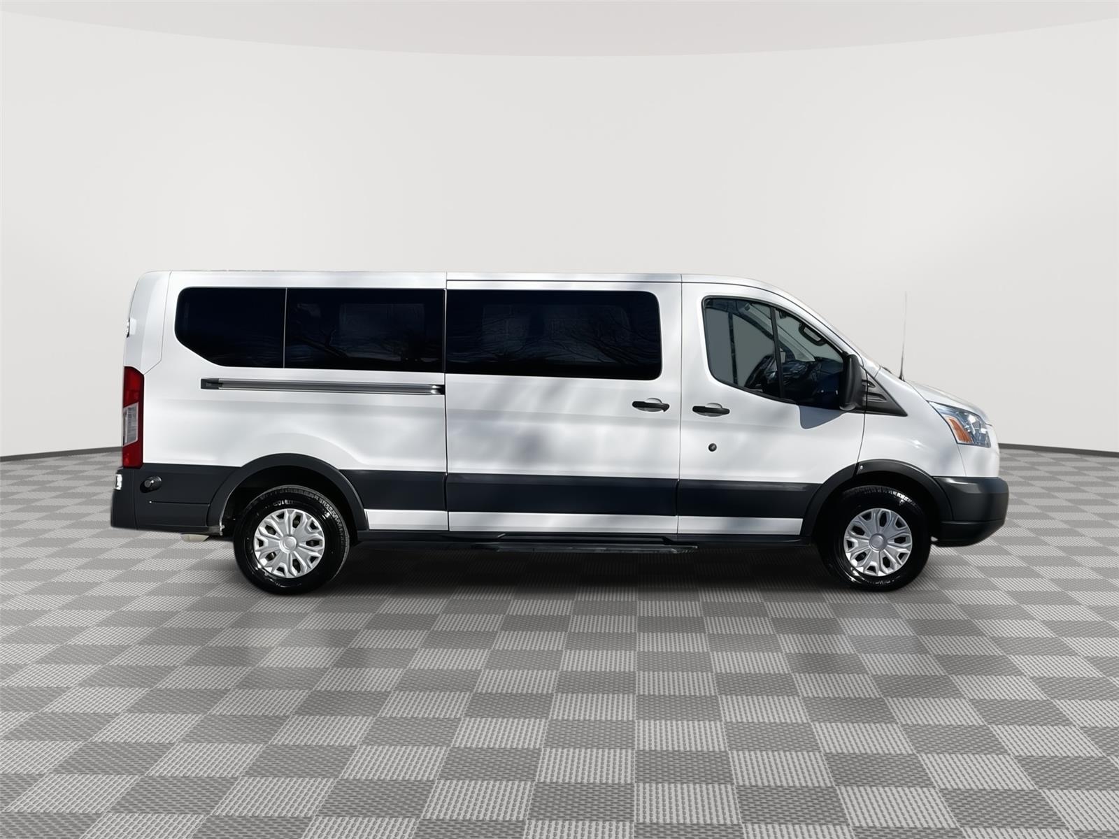 Used 2016 Ford Transit Wagon for sale in Lincoln NE