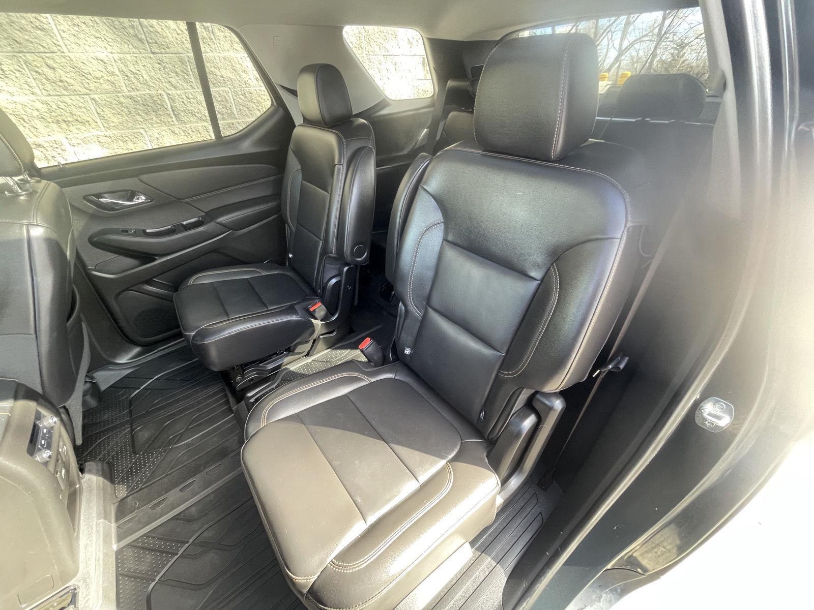 Pre-Owned 2021 Chevrolet Traverse for sale in Lincoln NE