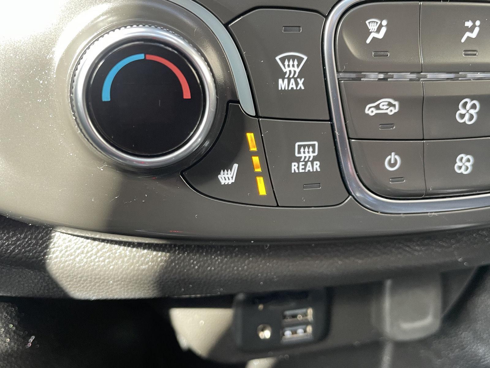 Pre-Owned 2021 Chevrolet Traverse for sale in Lincoln NE