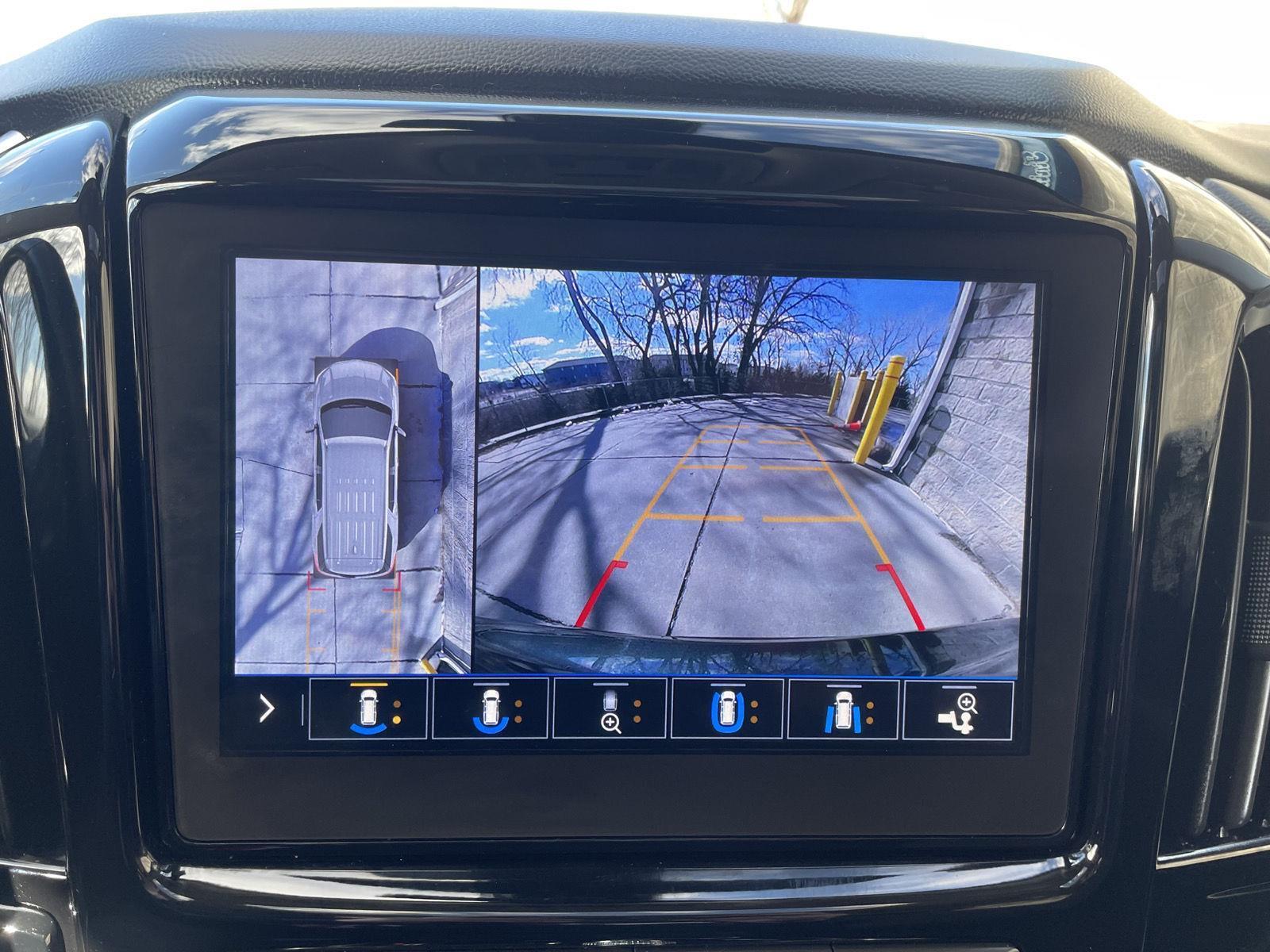 Pre-Owned 2021 Chevrolet Traverse for sale in Lincoln NE