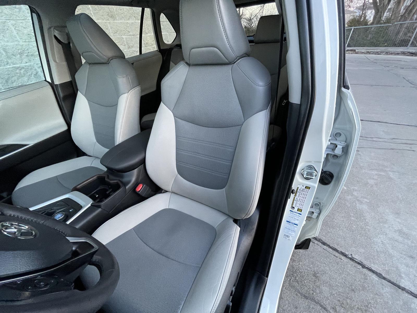 Pre-Owned 2022 Toyota RAV4 Hybrid for sale in Lincoln NE