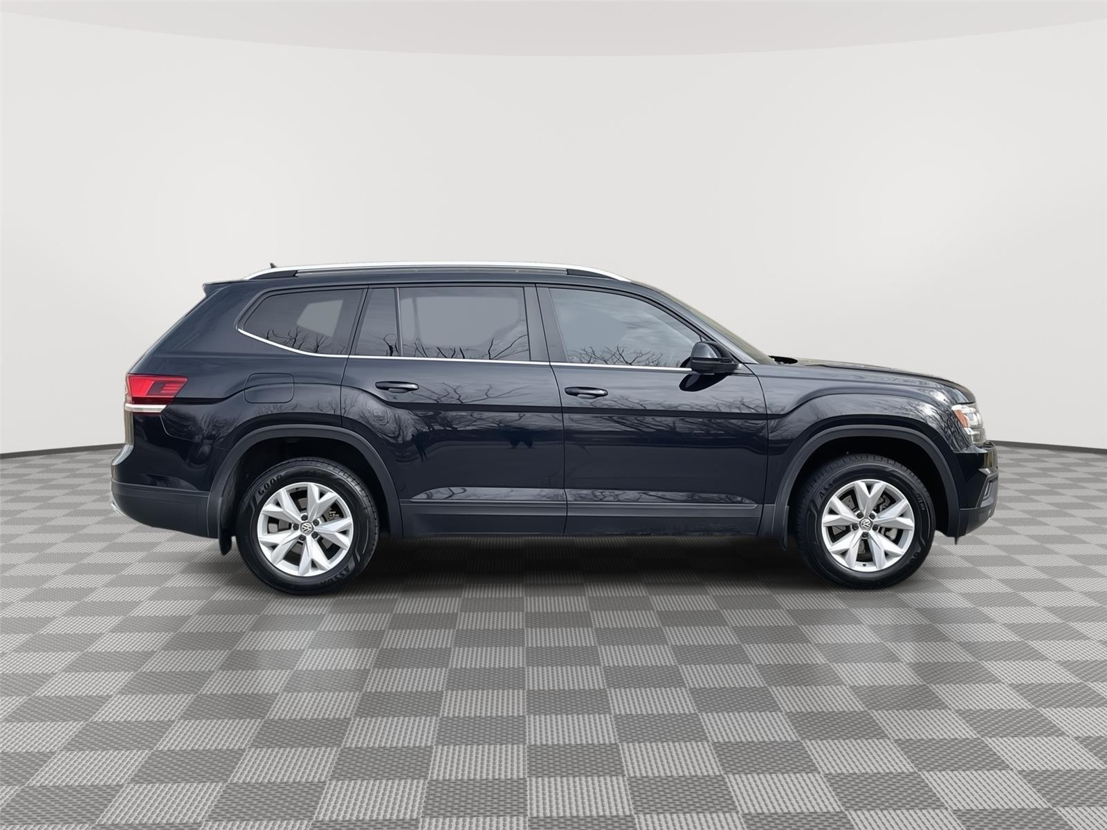 Used 2019 Volkswagen Atlas for sale in Lincoln NE