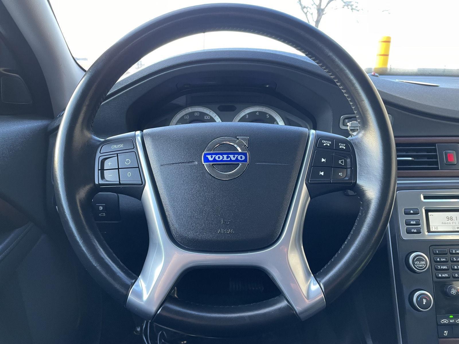 Used 2011 Volvo S80 for sale in Lincoln NE