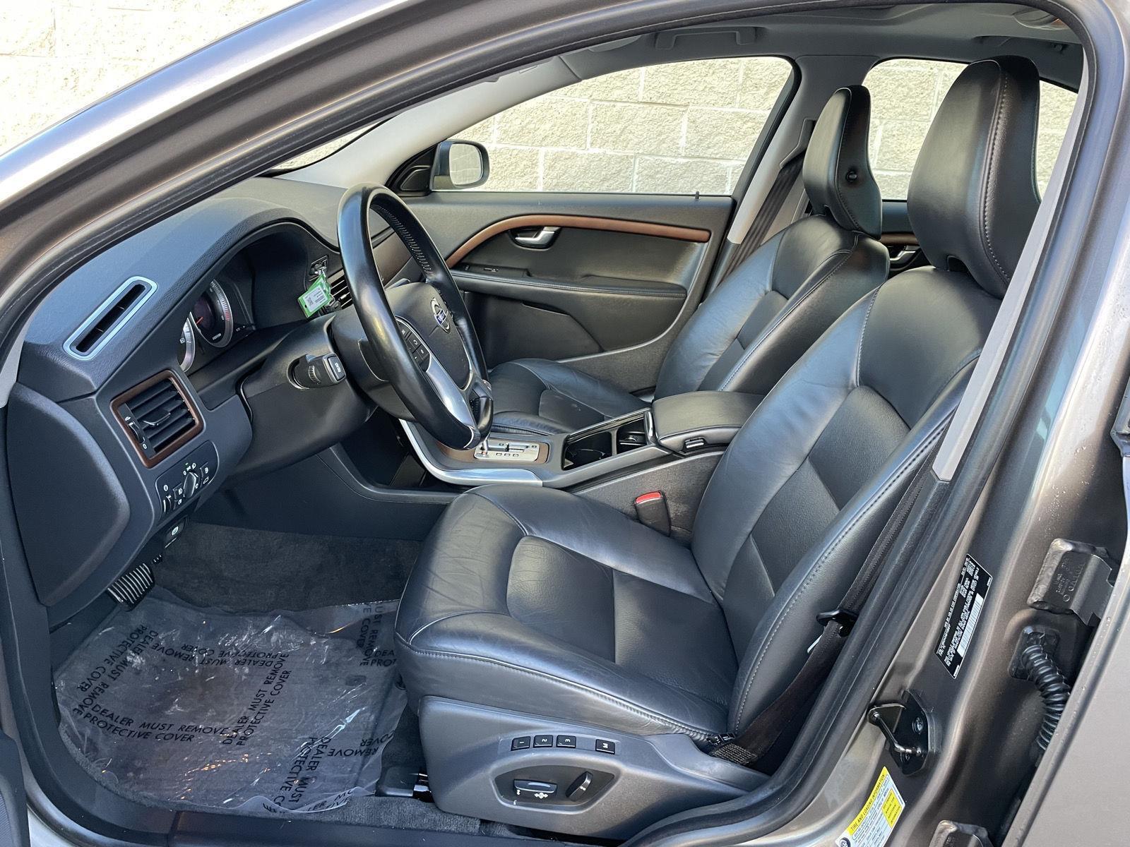 Used 2011 Volvo S80 for sale in Lincoln NE