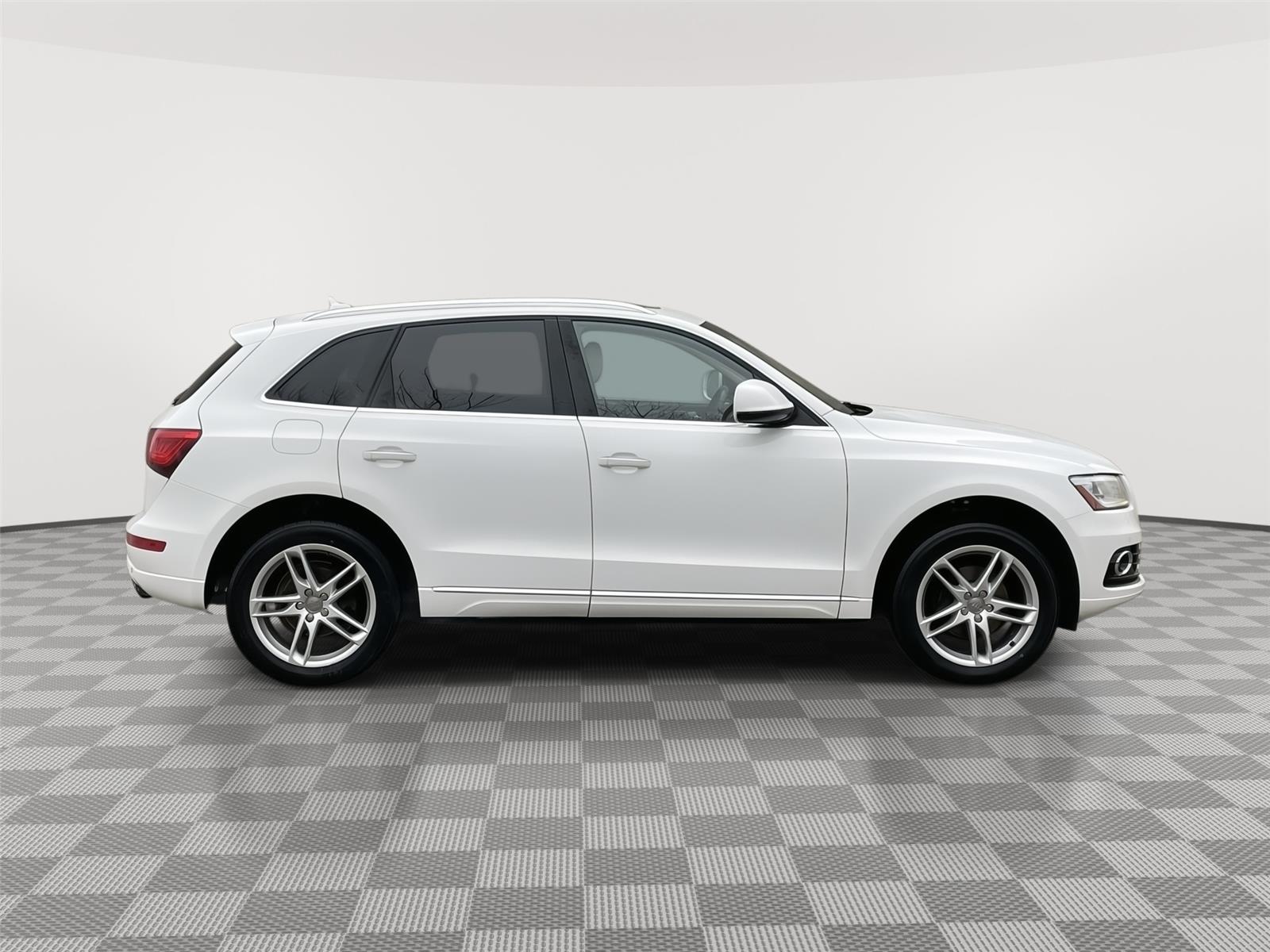 Used 2015 Audi Q5 for sale in Lincoln NE
