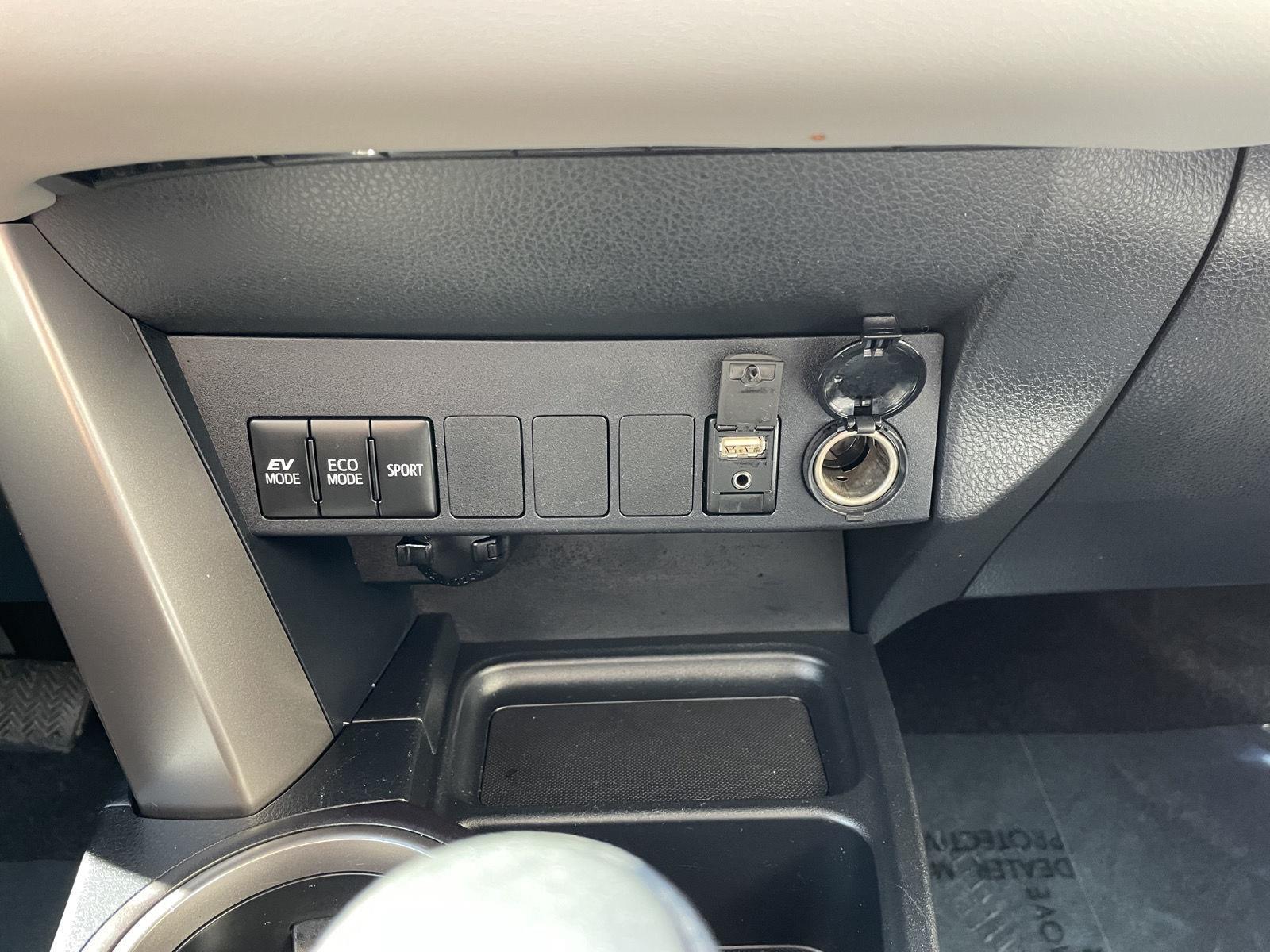 Pre-Owned 2018 Toyota RAV4 Hybrid for sale in Lincoln NE