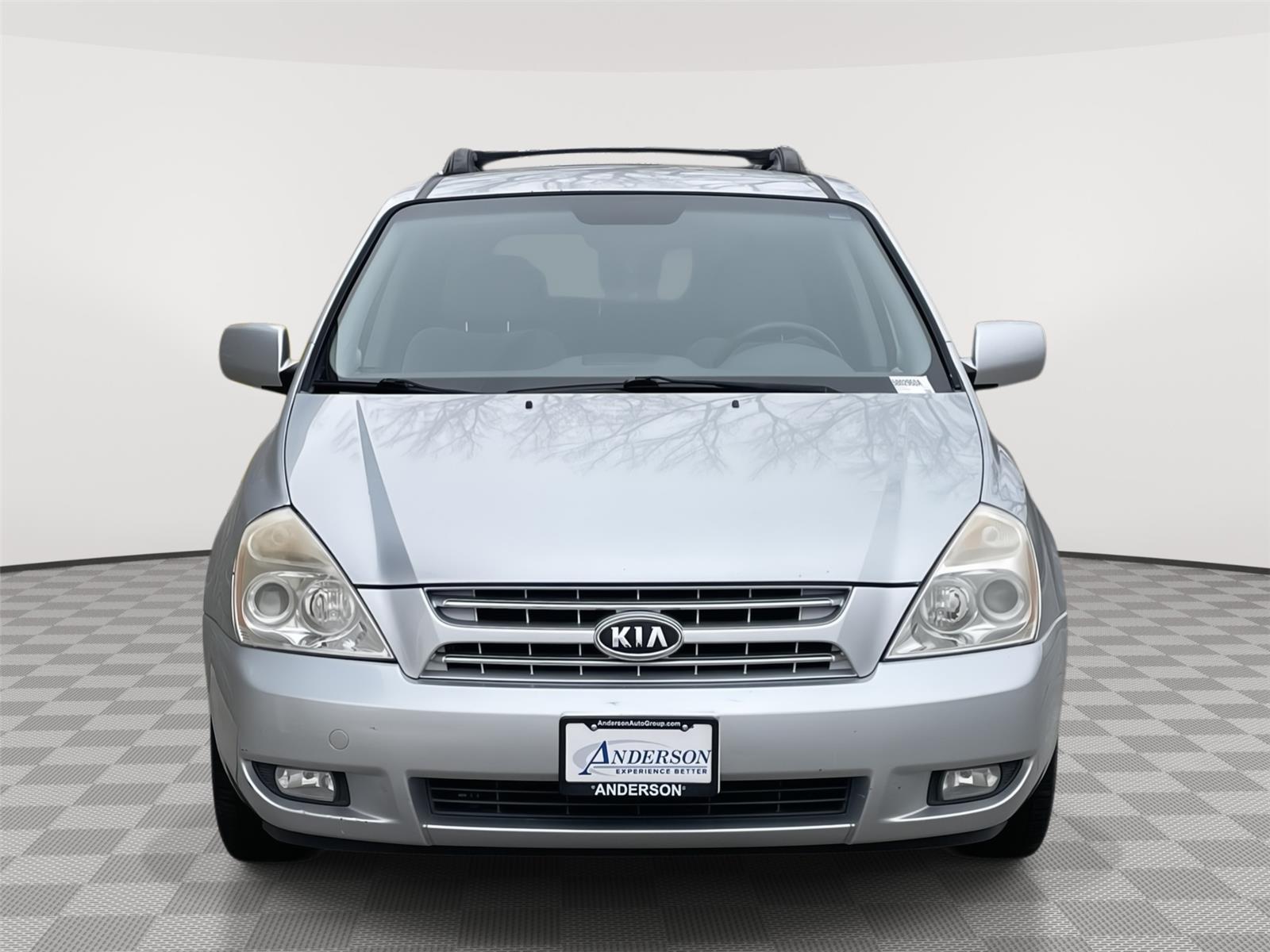 Pre-Owned 2008 Kia Sedona for sale in Lincoln NE