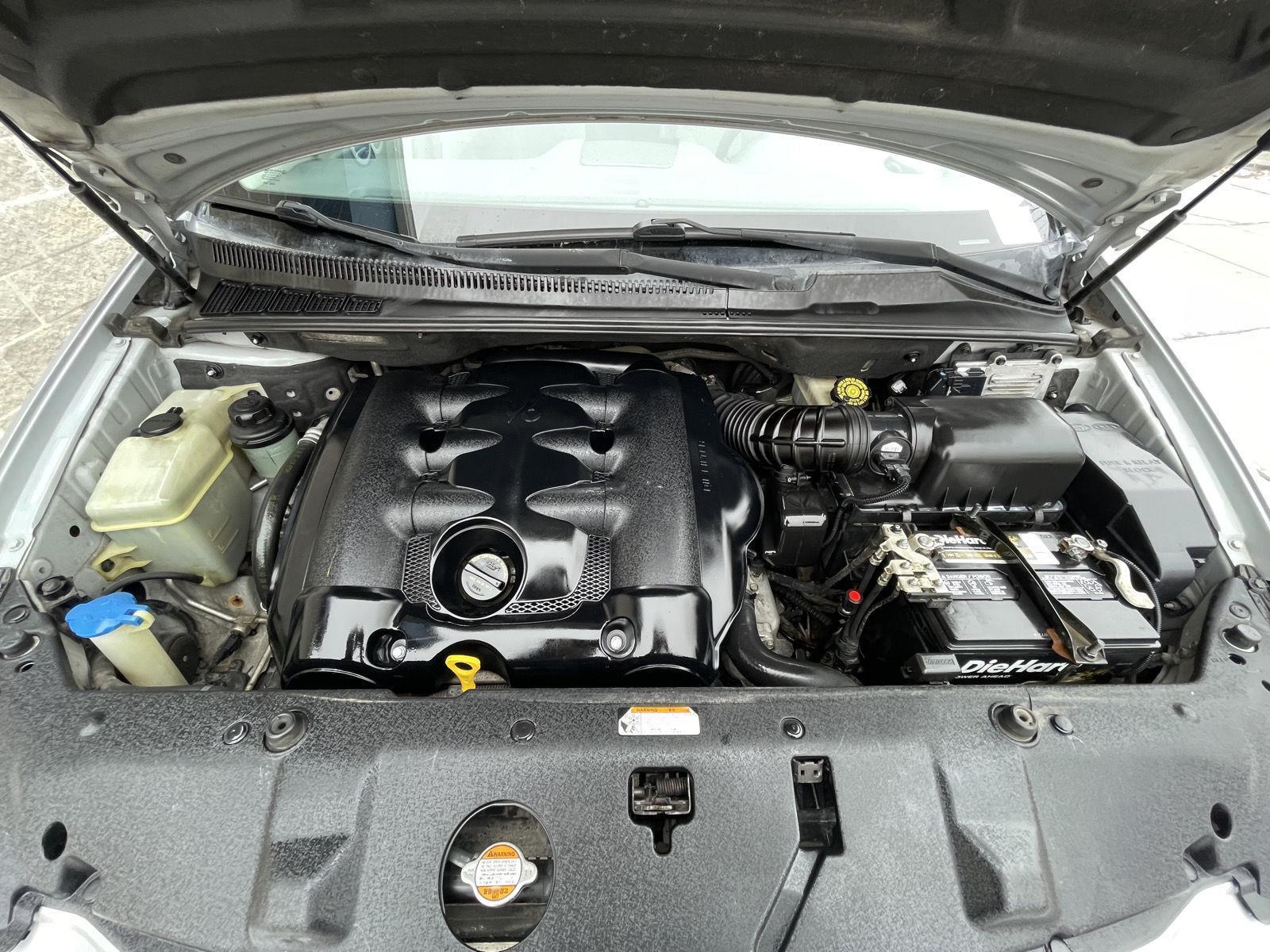 Pre-Owned 2008 Kia Sedona for sale in Lincoln NE