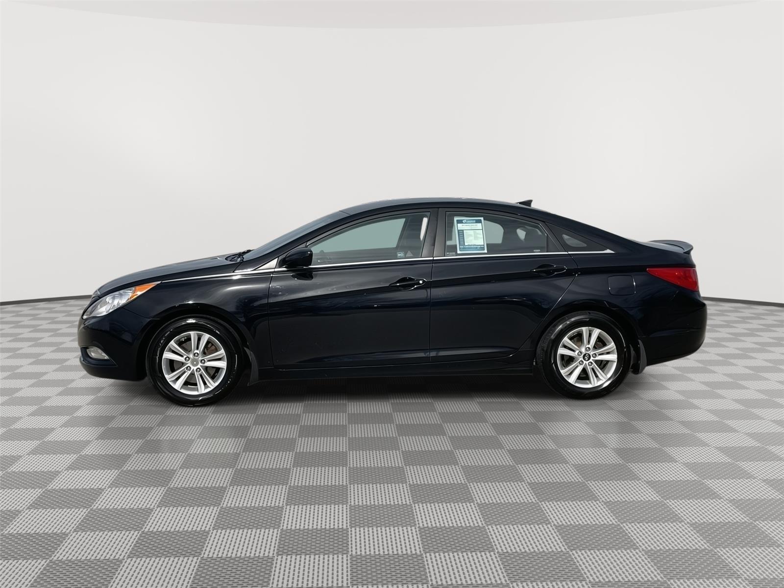 Used 2013 Hyundai Sonata for sale in Lincoln NE