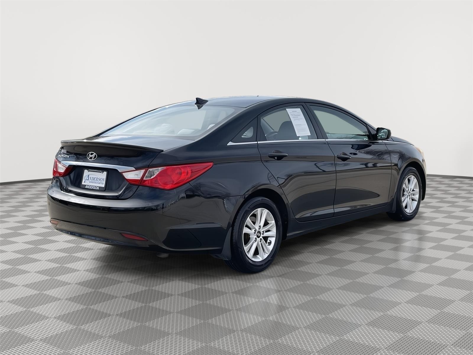 Used 2013 Hyundai Sonata for sale in Lincoln NE