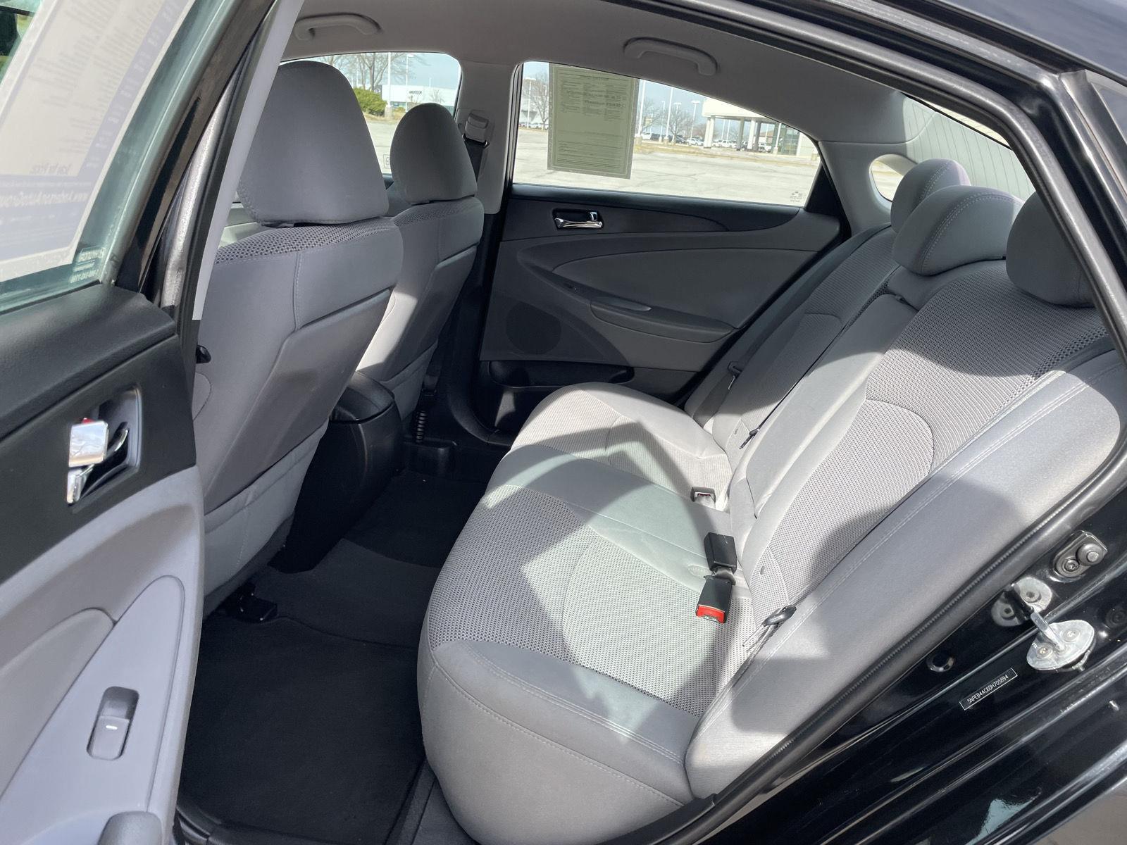 Used 2013 Hyundai Sonata for sale in Lincoln NE