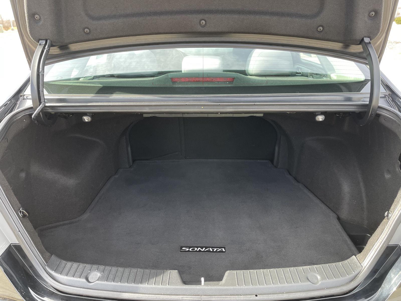 Used 2013 Hyundai Sonata for sale in Lincoln NE