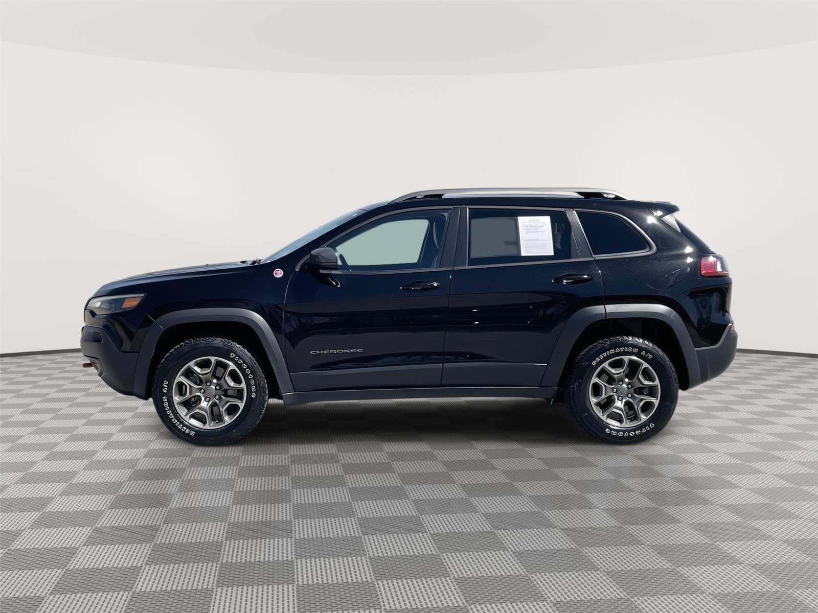 Used 2020 Jeep Cherokee for sale in Lincoln NE