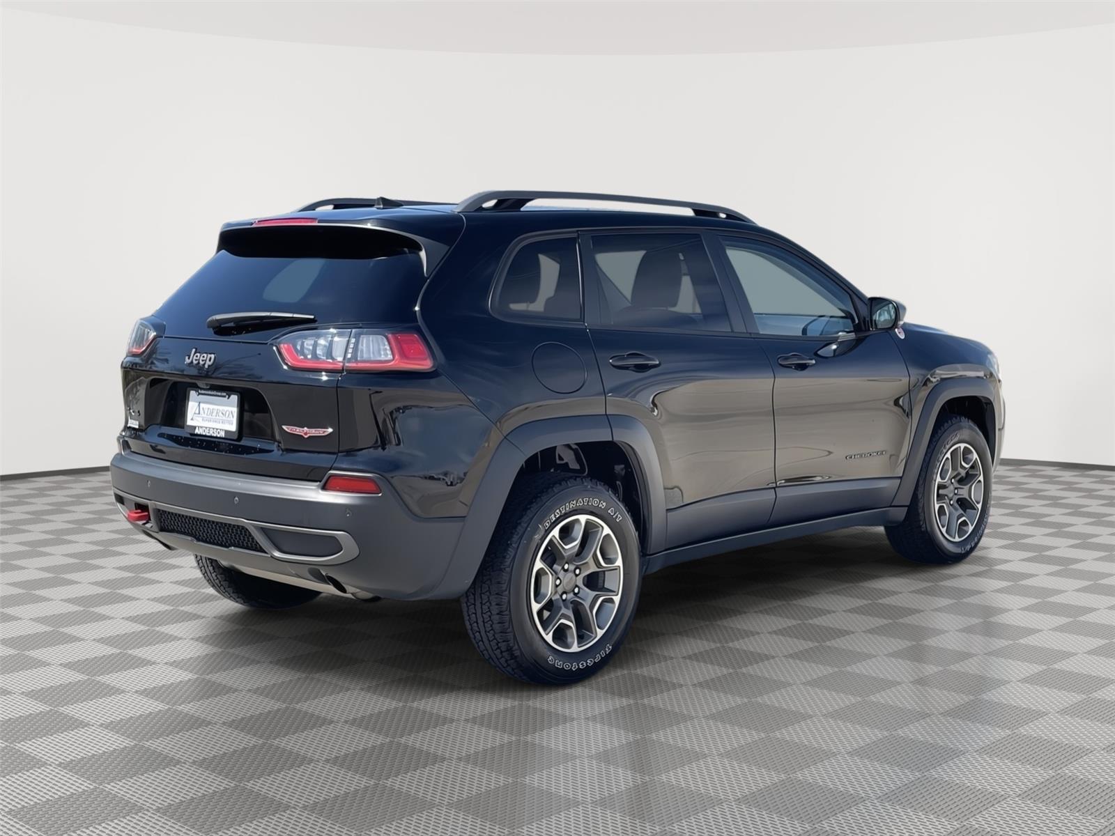 Used 2020 Jeep Cherokee for sale in Lincoln NE