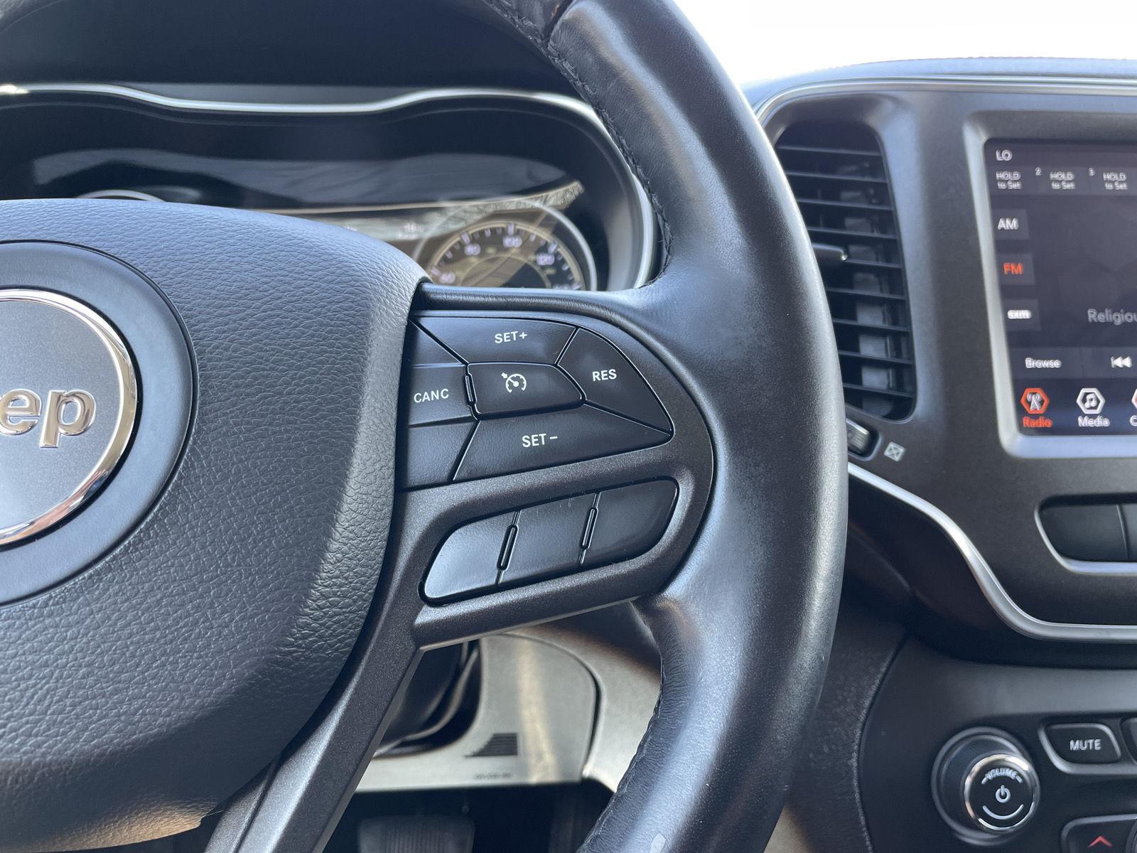 Used 2020 Jeep Cherokee for sale in Lincoln NE