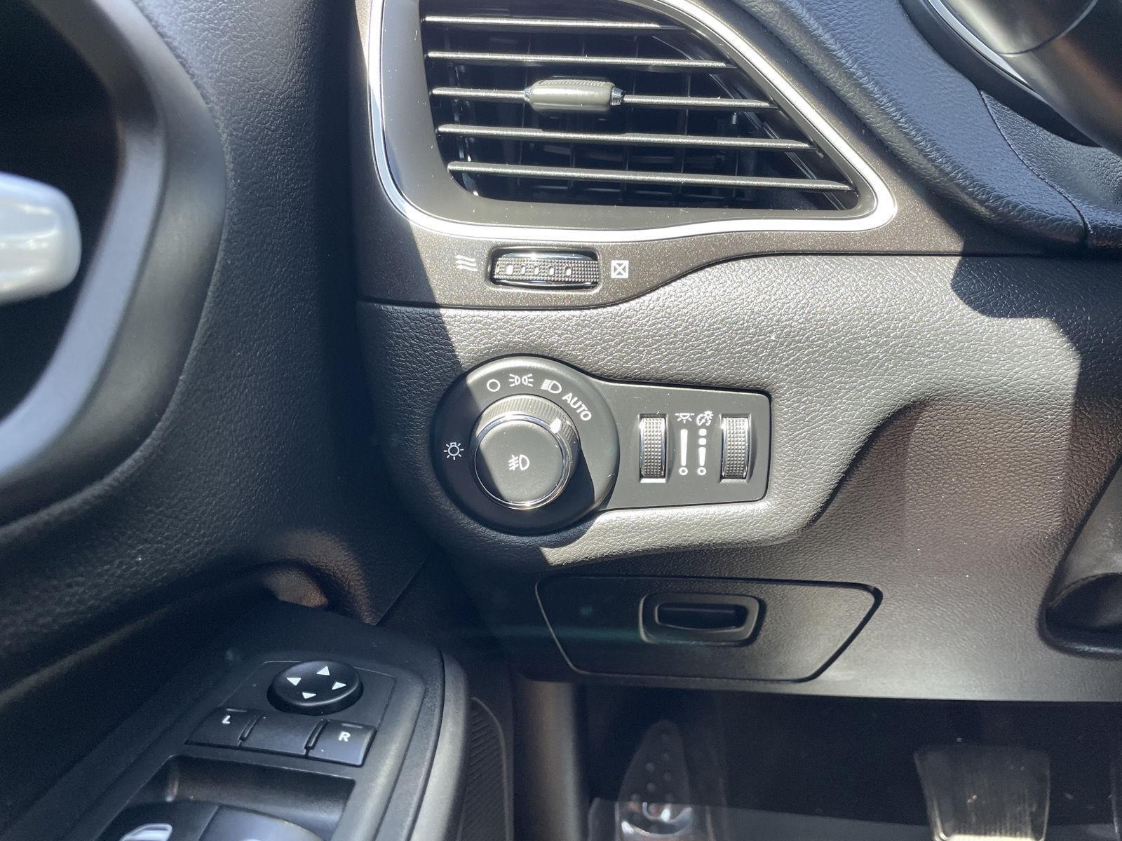 Used 2020 Jeep Cherokee for sale in Lincoln NE