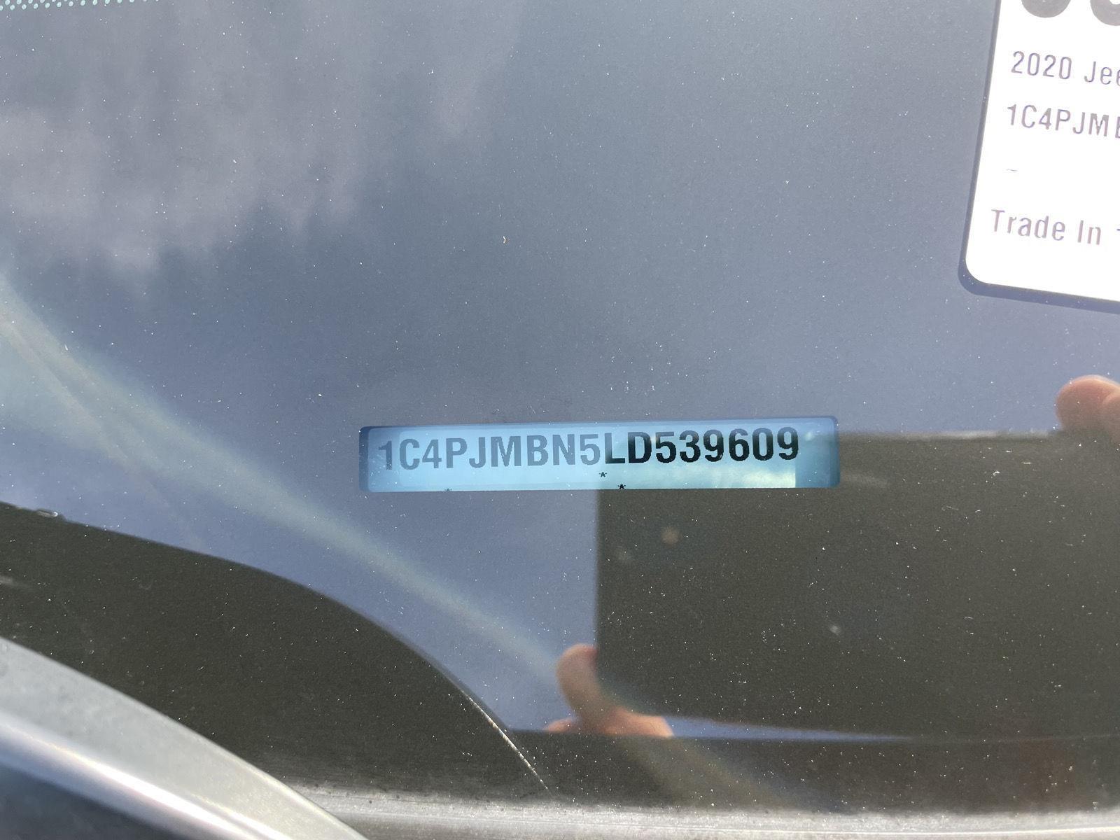 Used 2020 Jeep Cherokee for sale in Lincoln NE