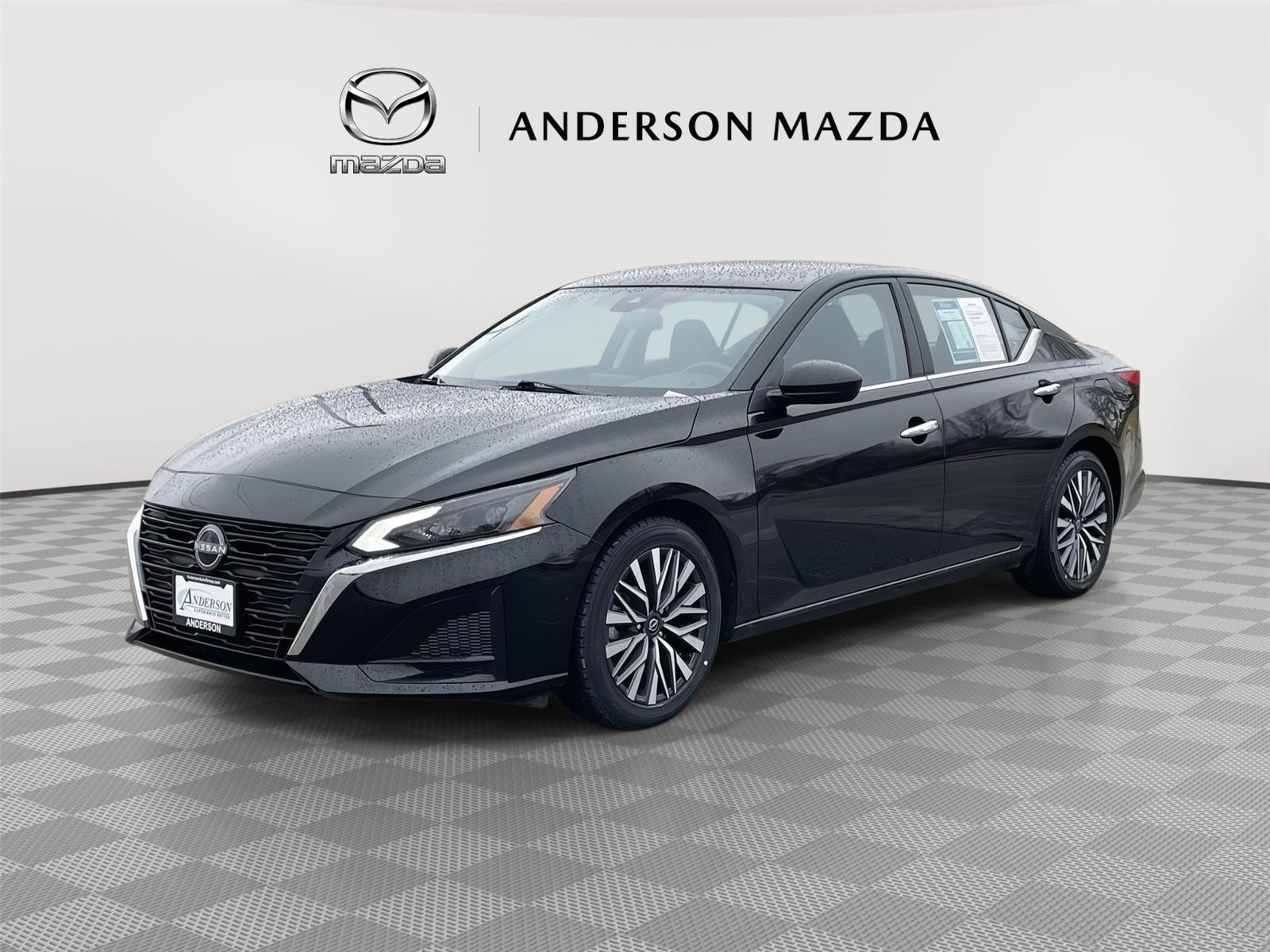 Used 2025 Nissan Altima for sale in Lincoln NE