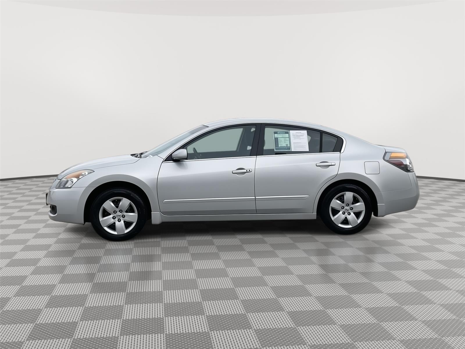 Used 2007 Nissan Altima for sale in Lincoln NE