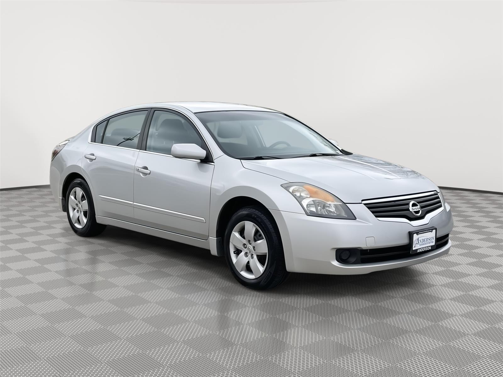 Used 2007 Nissan Altima for sale in Lincoln NE