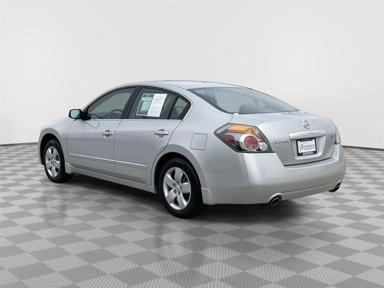 Used 2007 Nissan Altima for sale in Lincoln NE