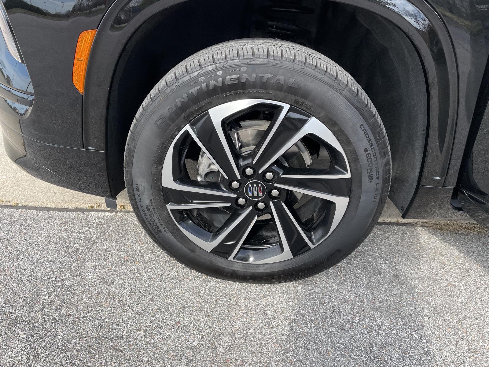 Used 2025 Buick Enclave for sale in Lincoln NE